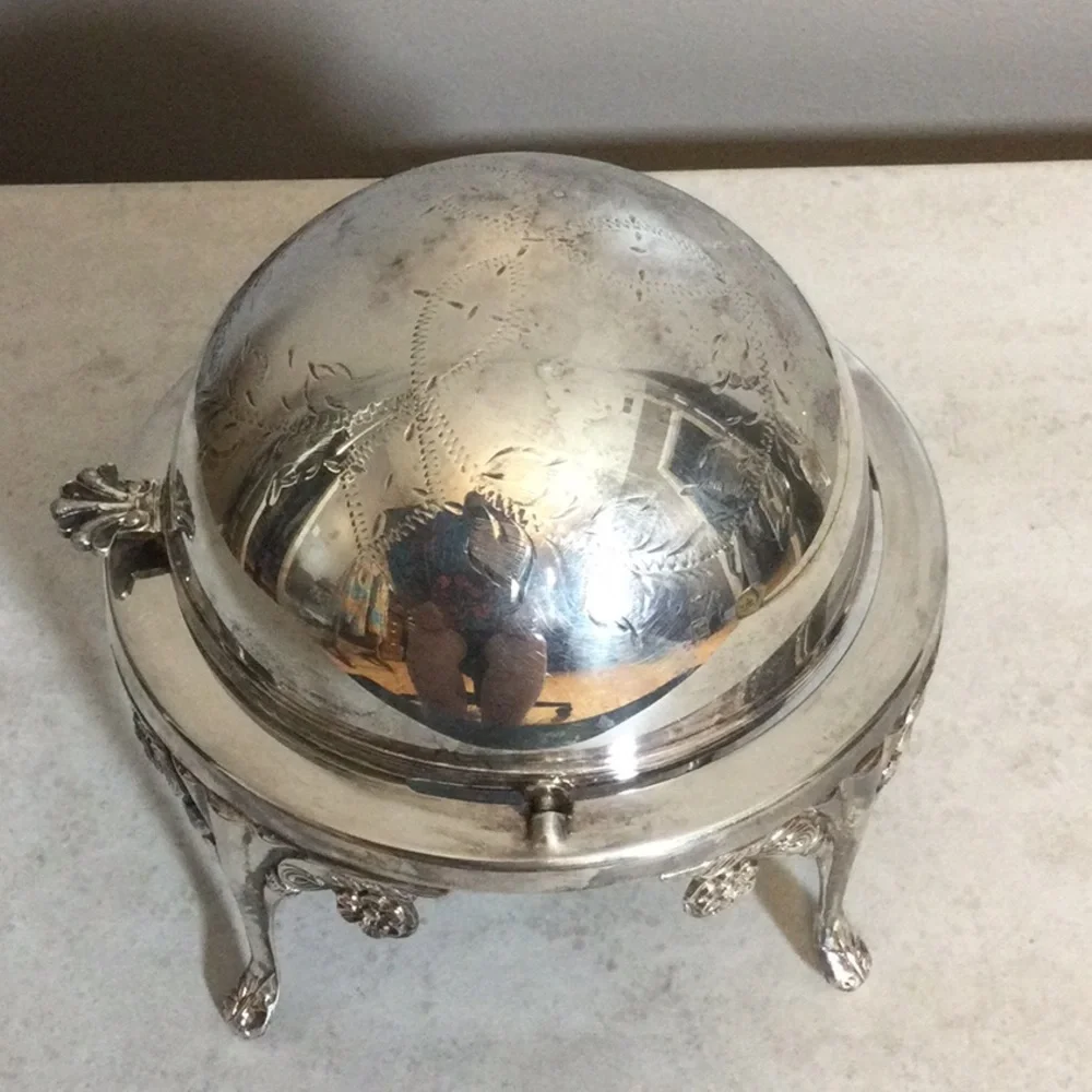Sheffield England Silver Plated Covered Dome Butter Serving Dish